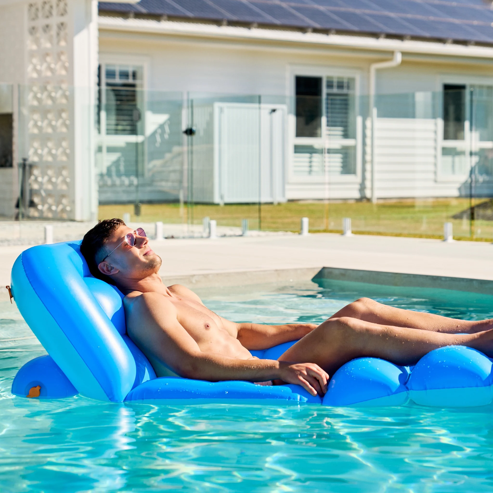 Swimways Comfort Cloud Recliner Lounge