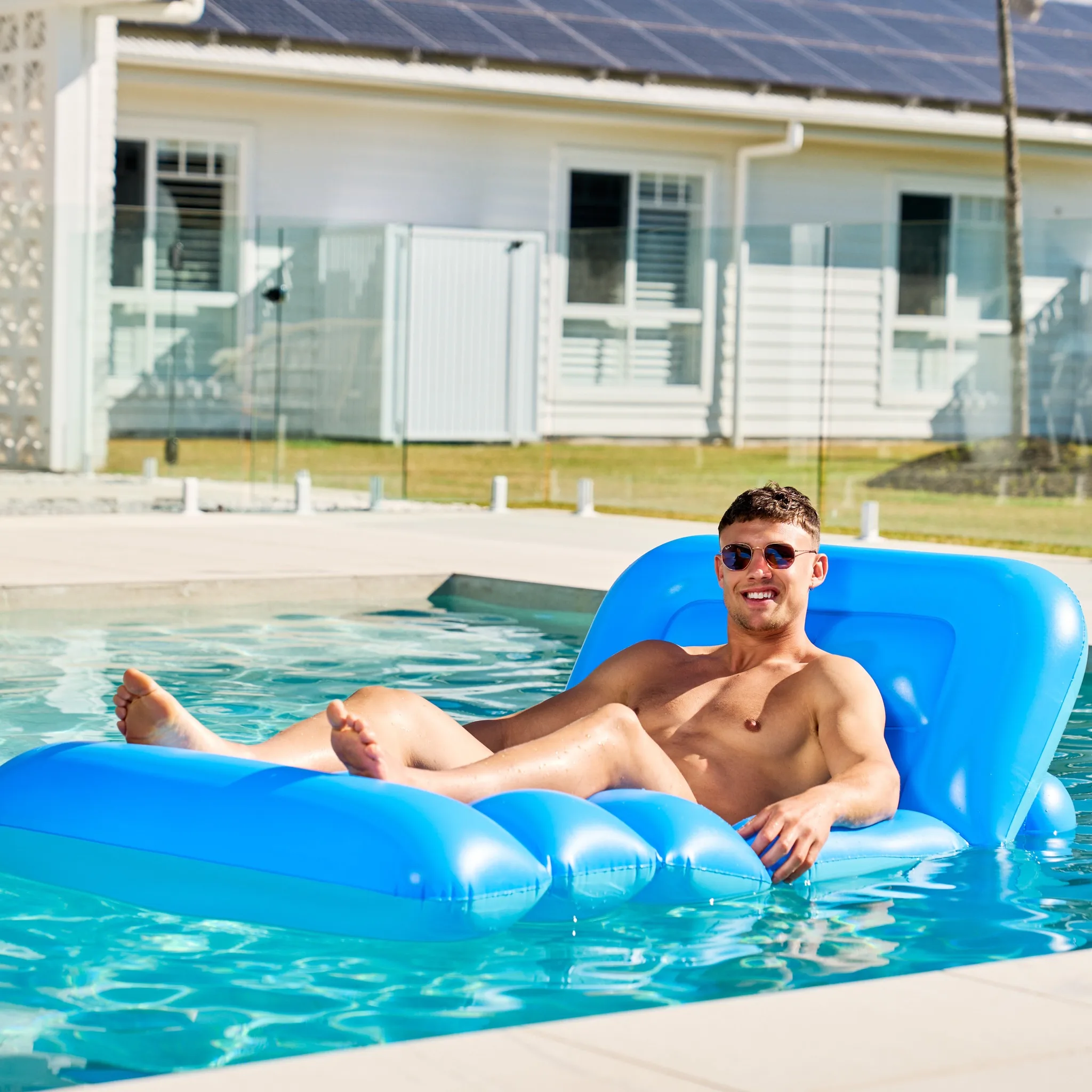 Swimways Comfort Cloud Recliner Lounge
