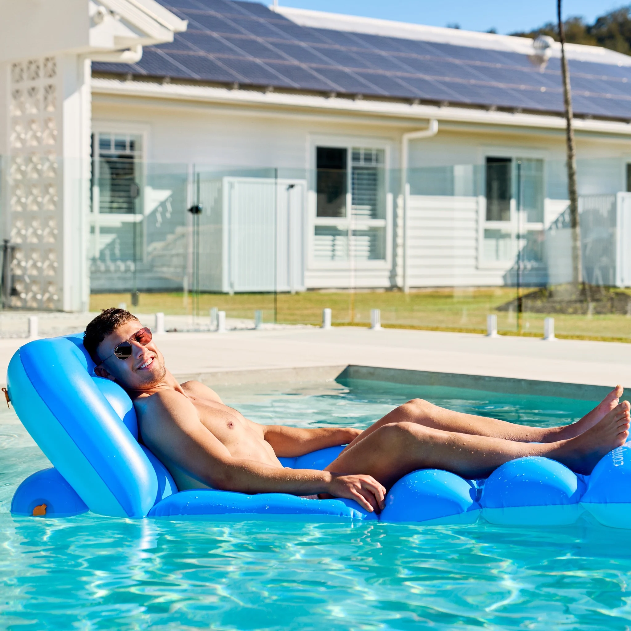 Swimways Comfort Cloud Recliner Lounge