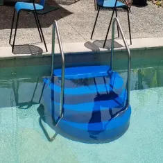 AquaStairs for Modular Pools - White