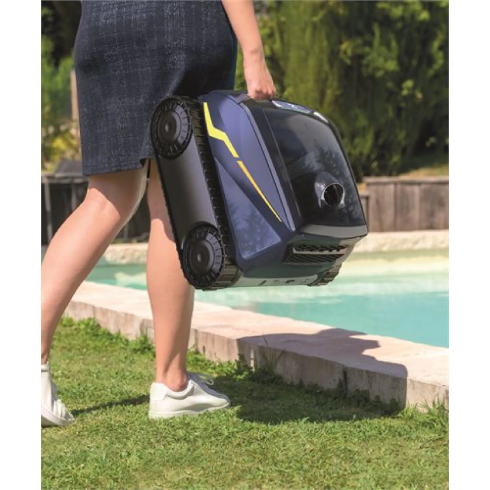 Zodiac FreeRider FR2000 IQ Cordless Robotic Pool Cleaner