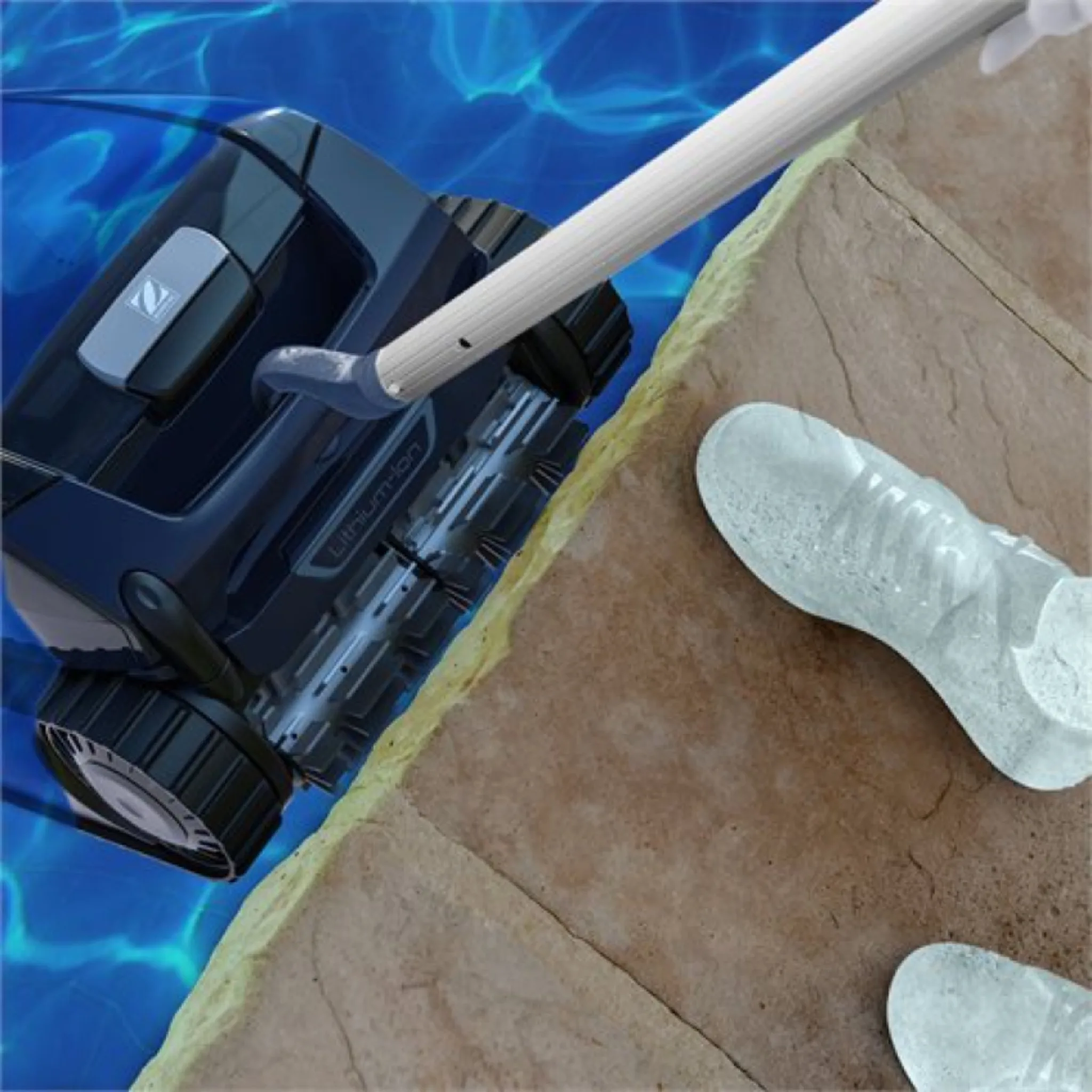 Zodiac FreeRider FR2000 IQ Cordless Robotic Pool Cleaner