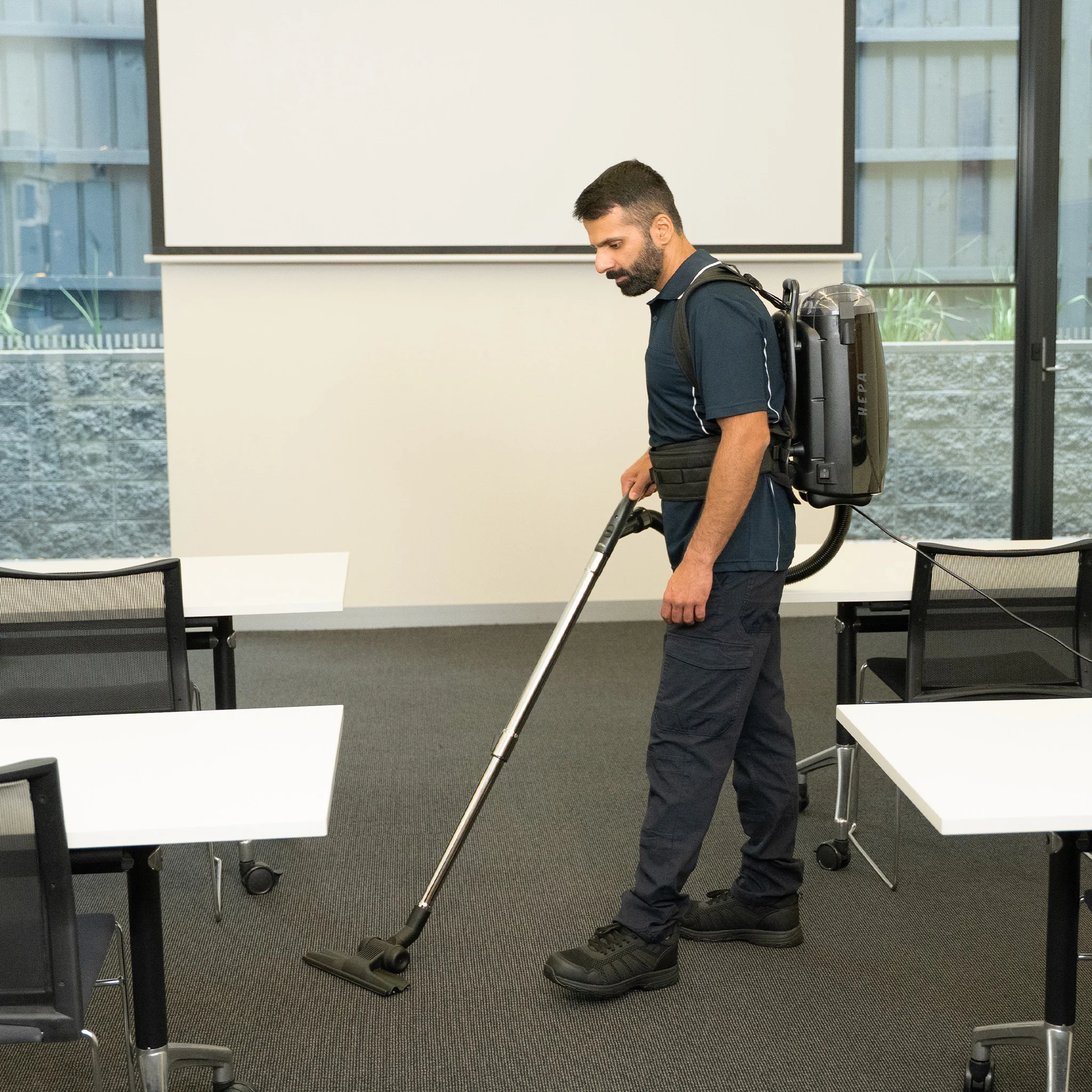 Cleanstar Aerolite Backpack Vacuum Cleaner and Blower 1400 Watt