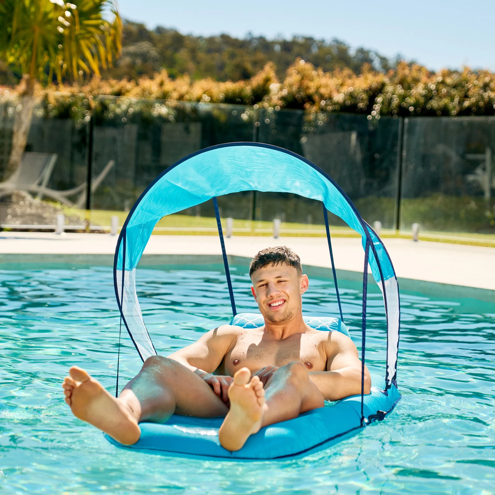 Aqua Leisure Luxury Lounge With Canopy