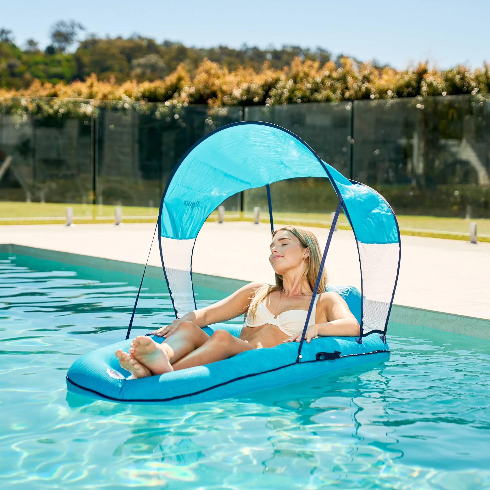 Aqua Leisure Luxury Lounge With Canopy