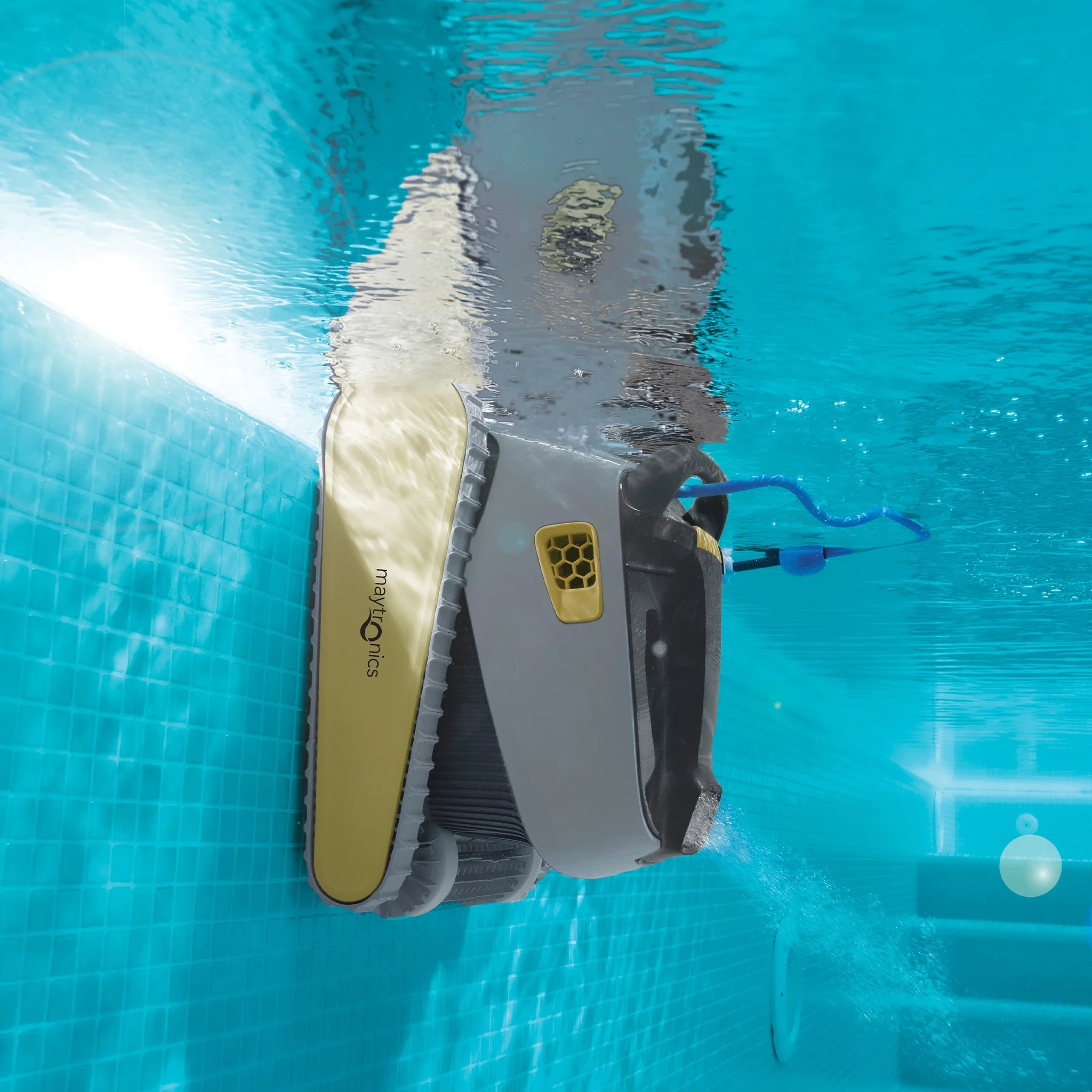 Dolphin X40 Plus IOT Robotic Pool Cleaner