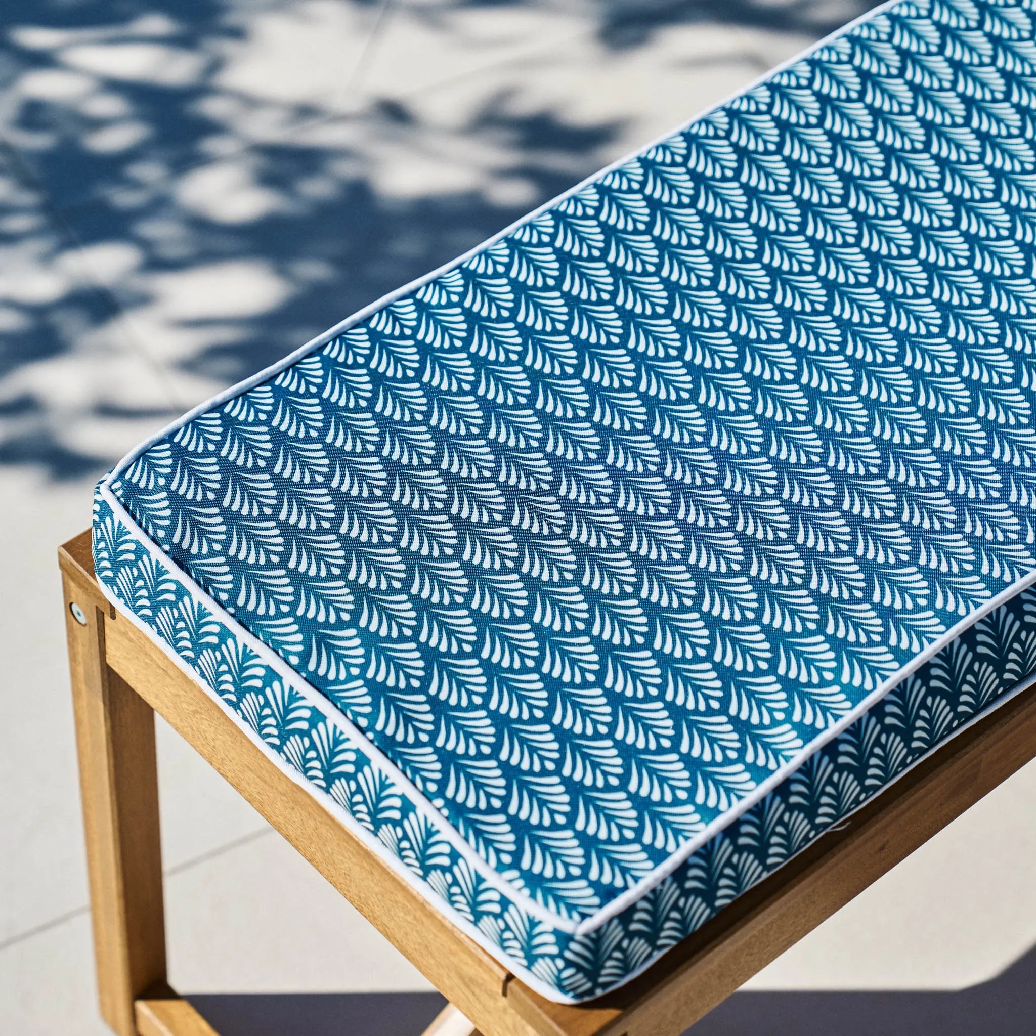 Aqualuxe by Warwick Bench Seat Cushion Geo Ocean Blue