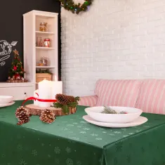 Christmas Table Cloth Snowflakes Green
