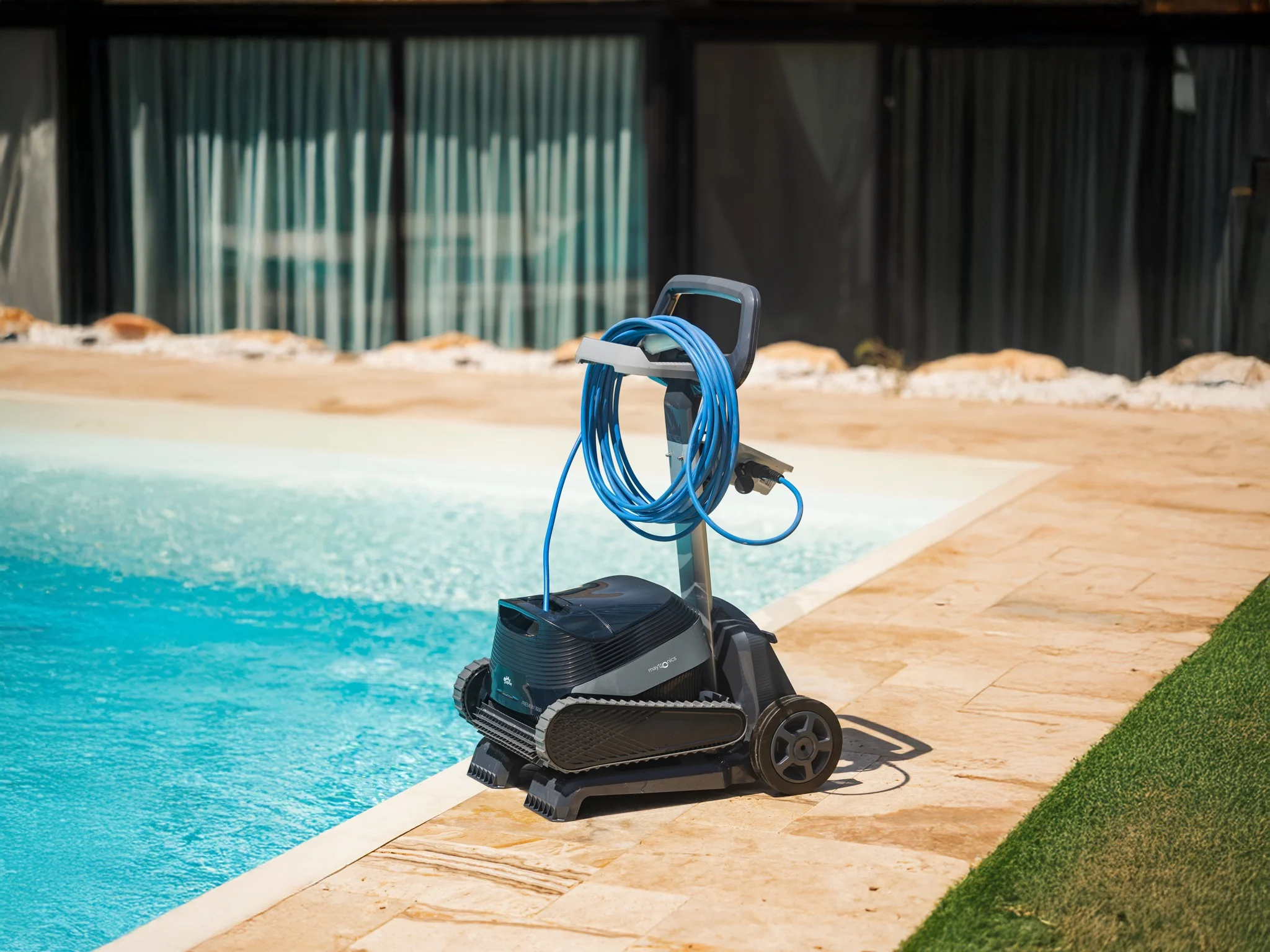 Dolphin Premium 3000 Robotic Pool Cleaner