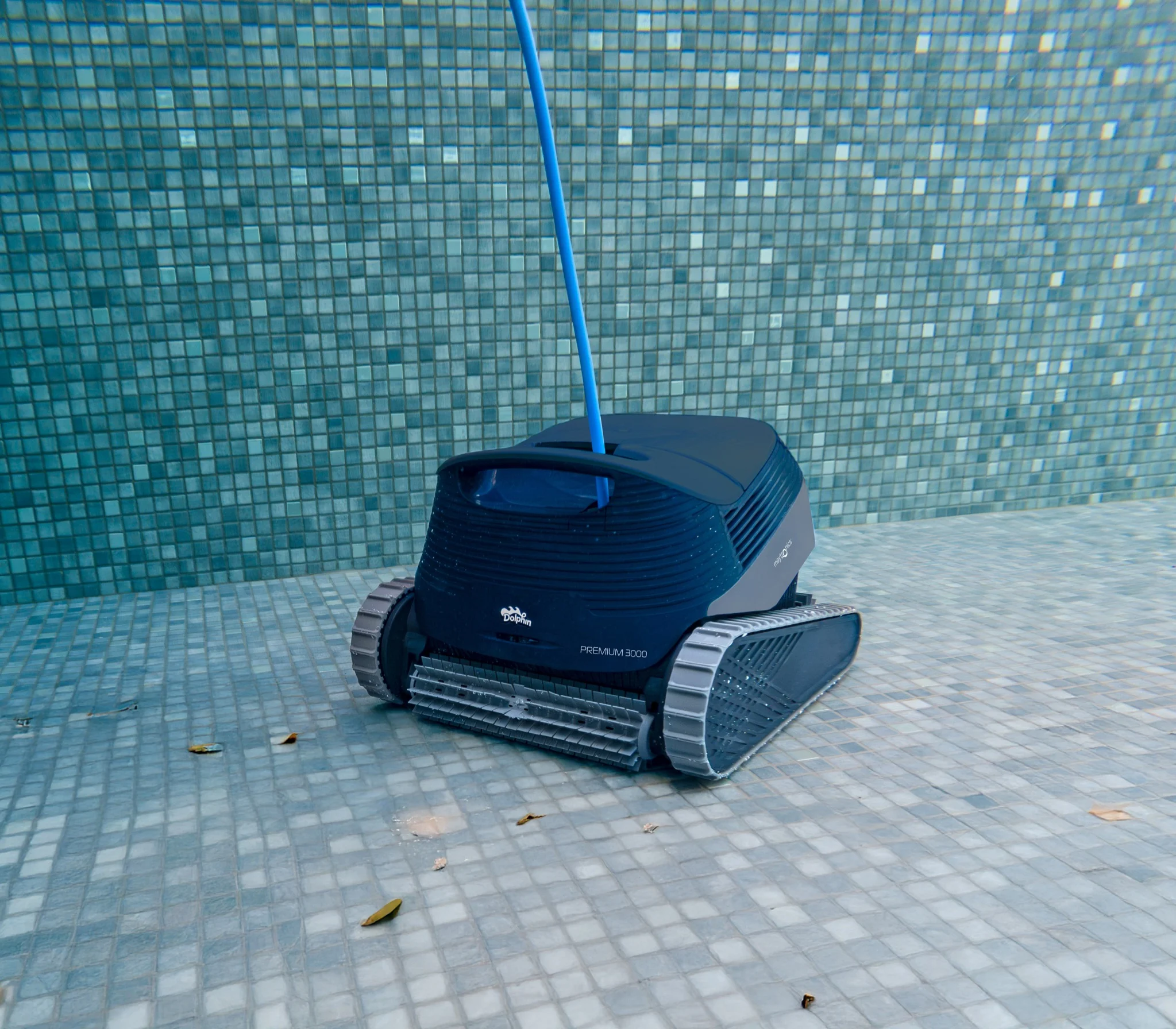 Dolphin Premium 3000 Robotic Pool Cleaner