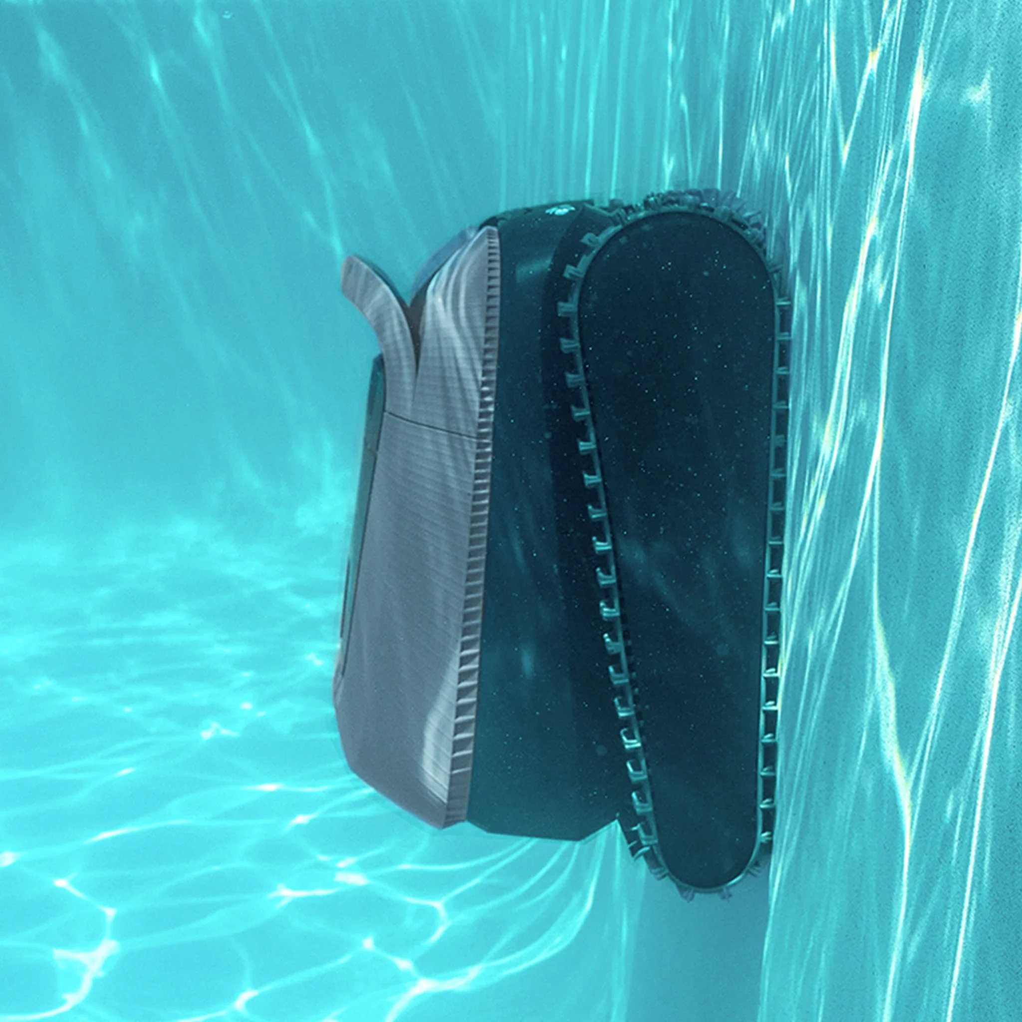 Dolphin EON100 Cordless Robotic Pool Cleaner