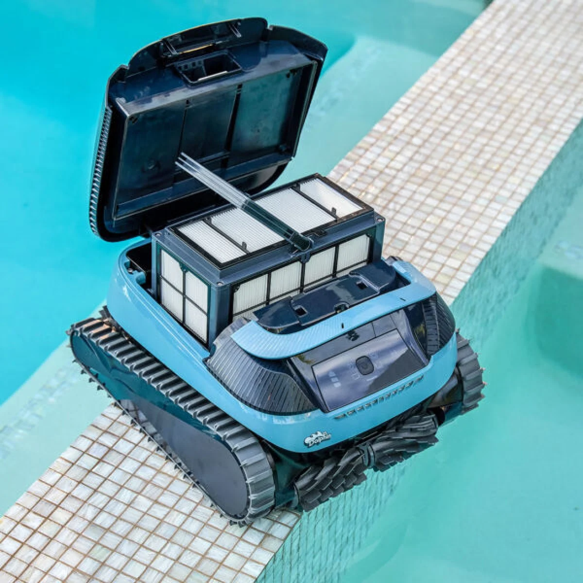 Dolphin EON120d Cordless Robotic Pool Cleaner
