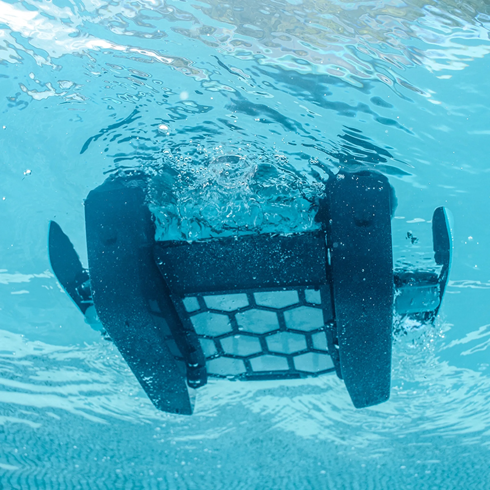 Dolphin Skimmi 200 Cordless Robotic Pool Surface Skimmer
