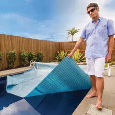 Daisy Solar Pool Cover 525 Micron Titanium Blue