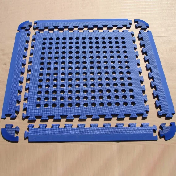 EVA Play Tile with Holes Green